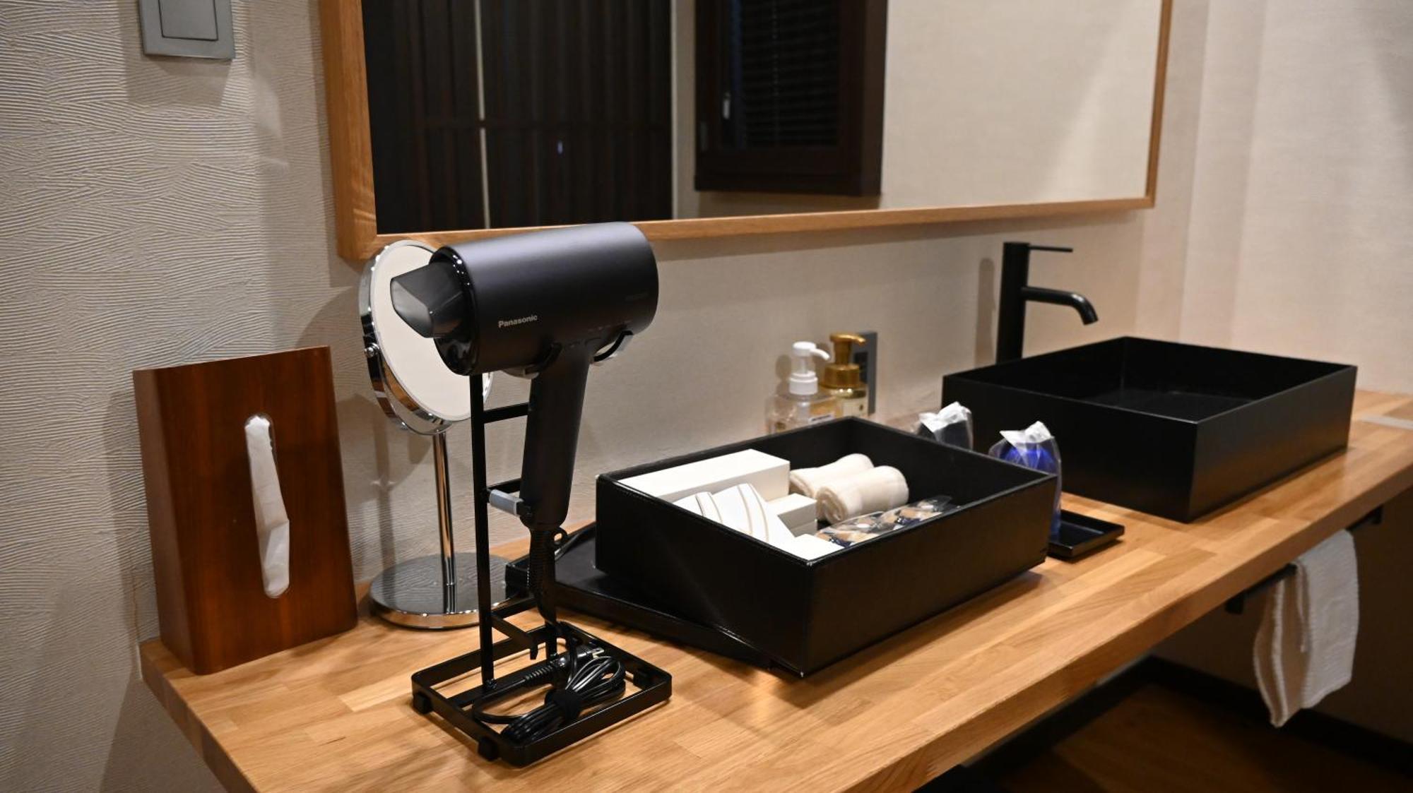 宮島離れの宿 Ibuku -Miyajima Hanare No Yado Ibuku- Hacukaicsi Kültér fotó